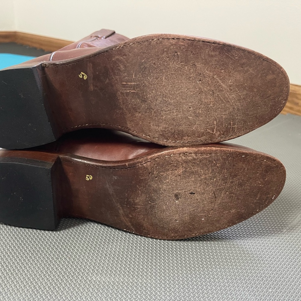 Lucchese Roper Round Toe Boots - Picture 11 of 16